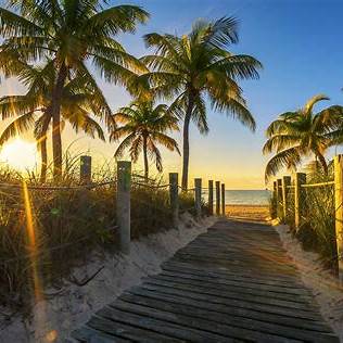 a beautiful land scape of a beach